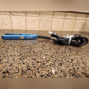 Babyliss Pro Nano Titanium Mini Hair Straightener